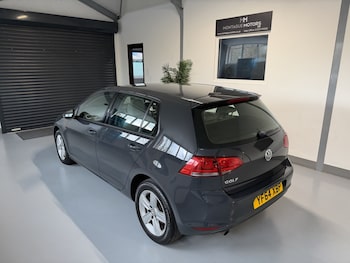 Used Volkswagen Golf 2014 for sale - 78474976: Photo