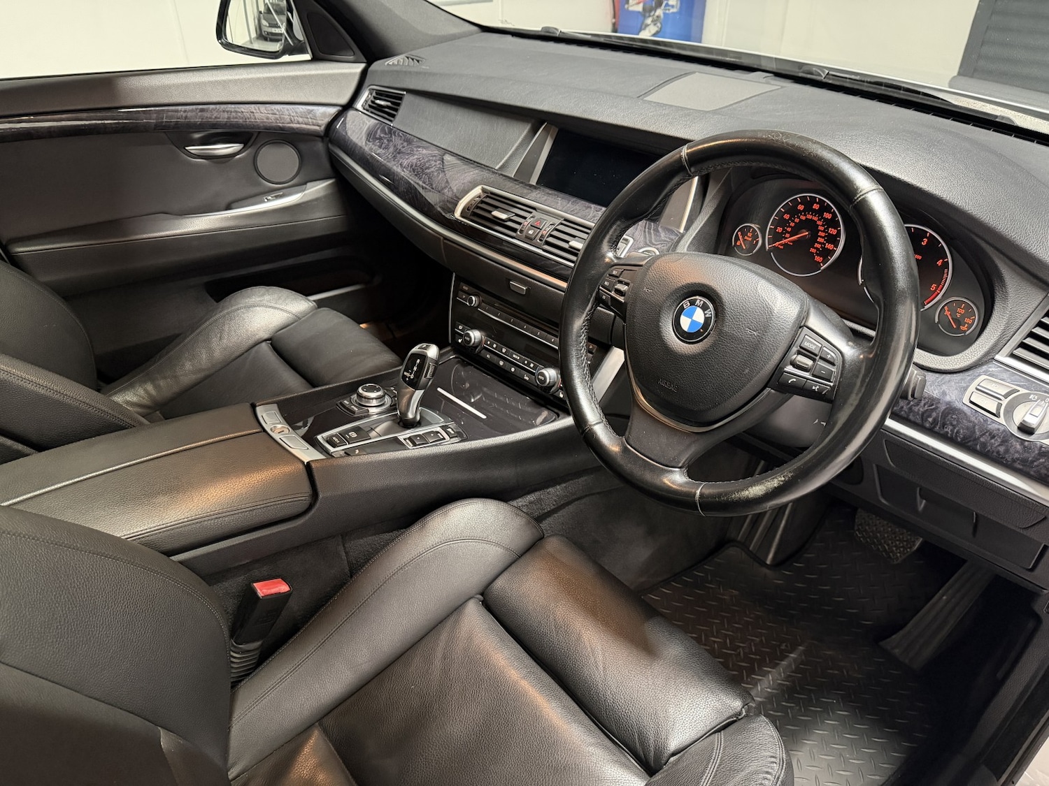 Used BMW 5 Series 2010 for sale - 76891783: Photo 11