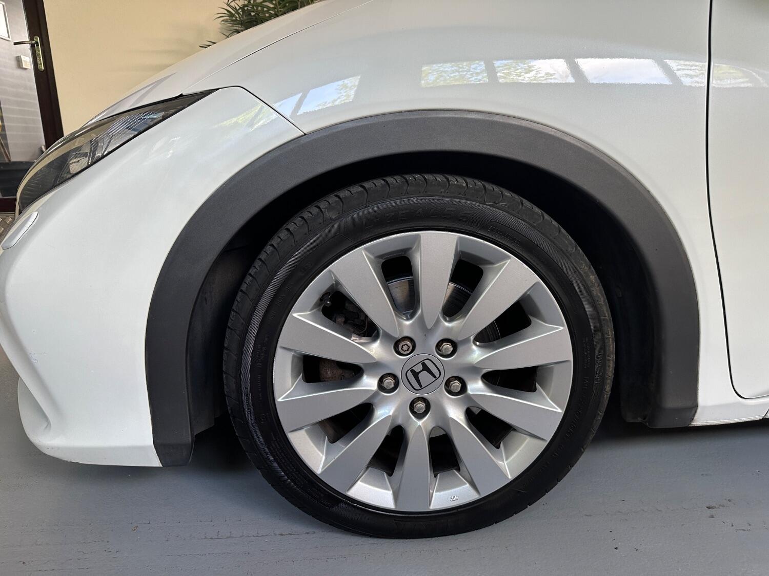 Used Honda Civic 2011 for sale - 76449358: Photo 12