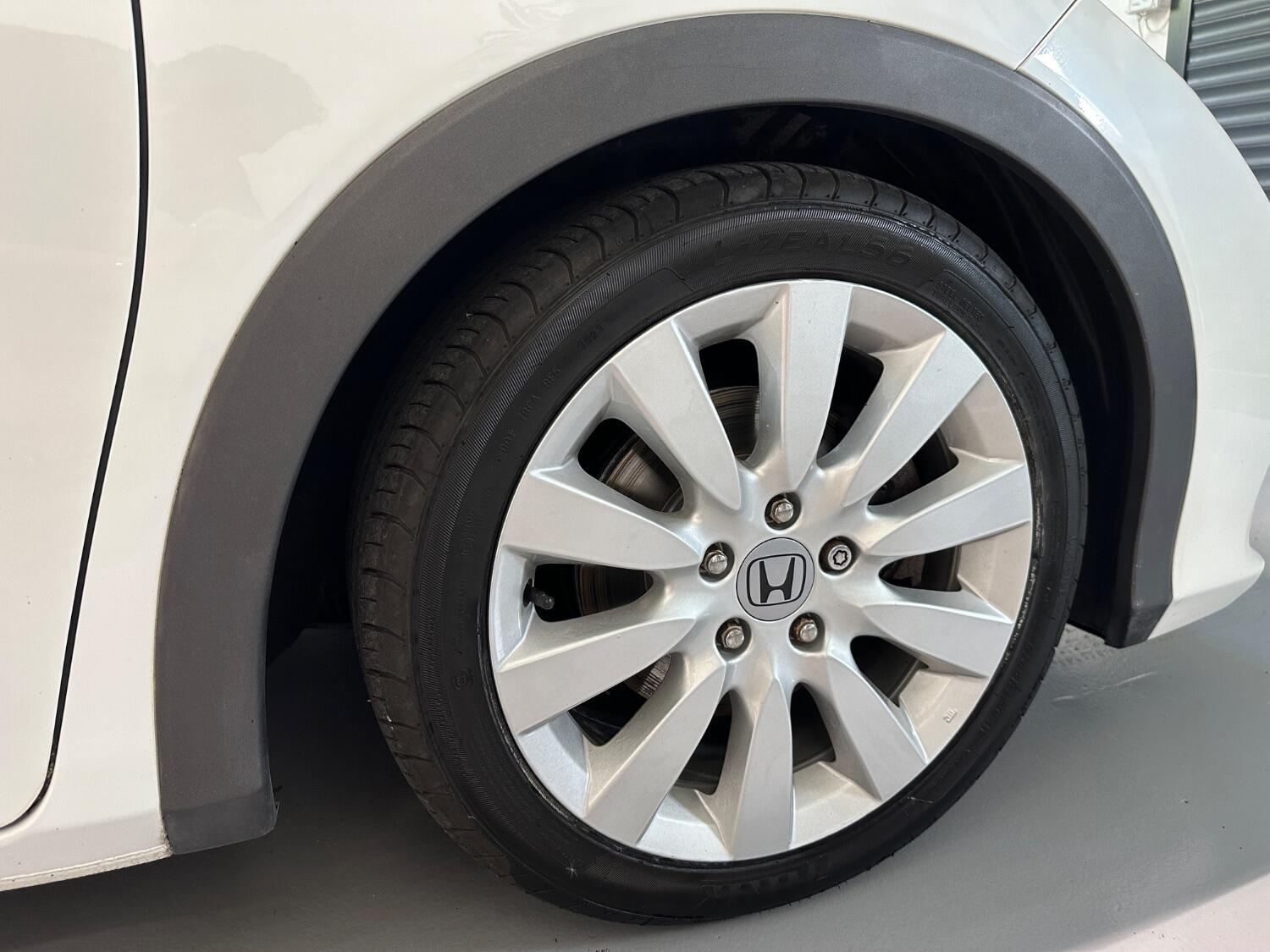 Used Honda Civic 2011 for sale - 76449358: Photo 16