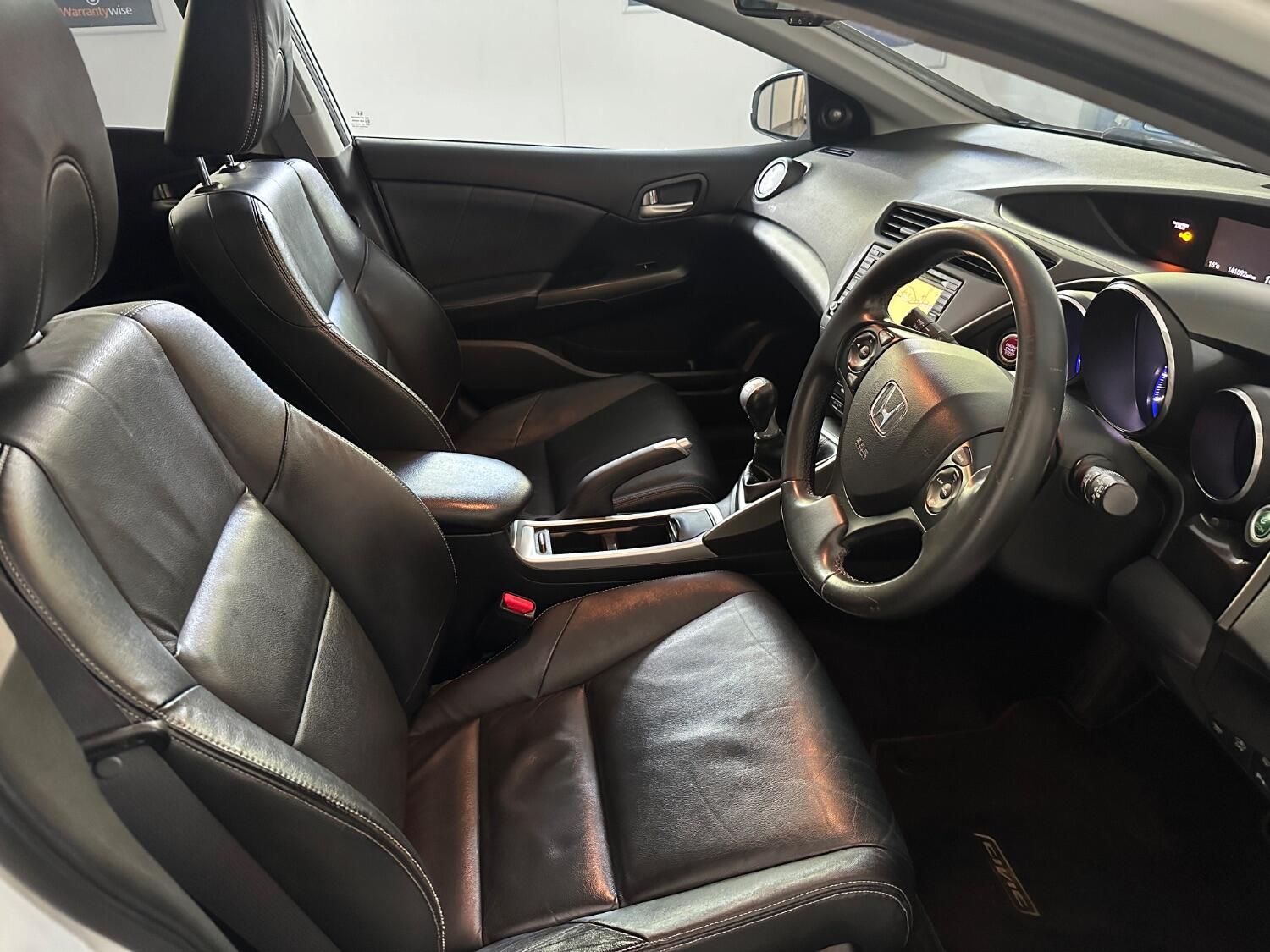 Used Honda Civic 2011 for sale - 76449358: Photo 17