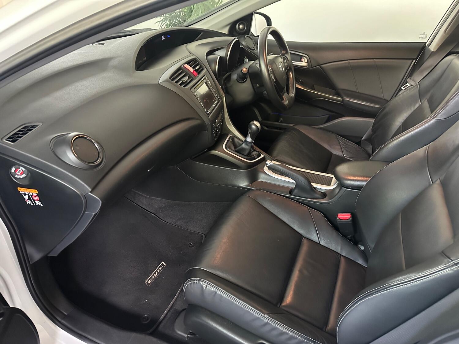 Used Honda Civic 2011 for sale - 76449358: Photo 23