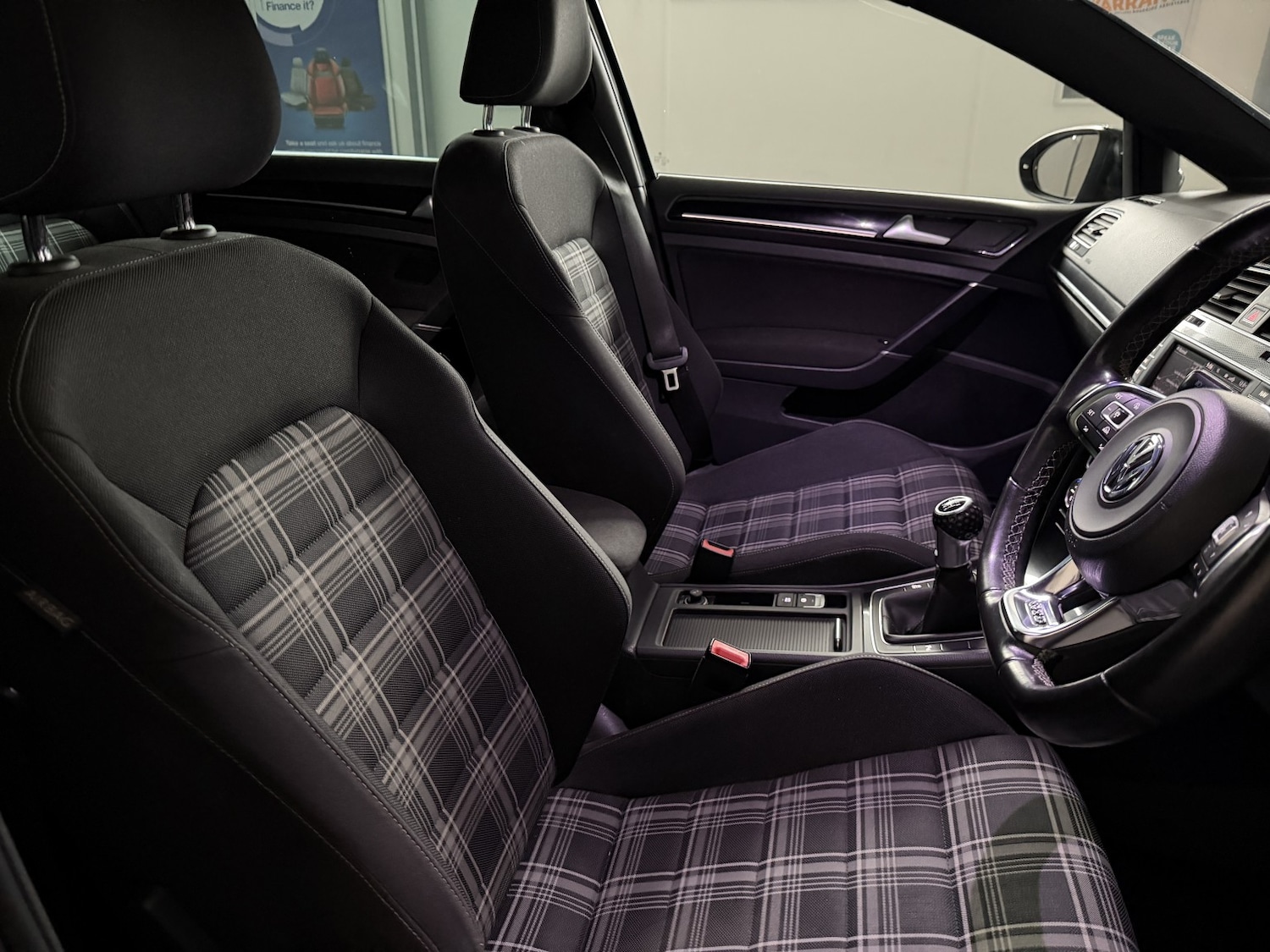 Used Volkswagen Golf 2016 for sale - 77766461: Photo 22