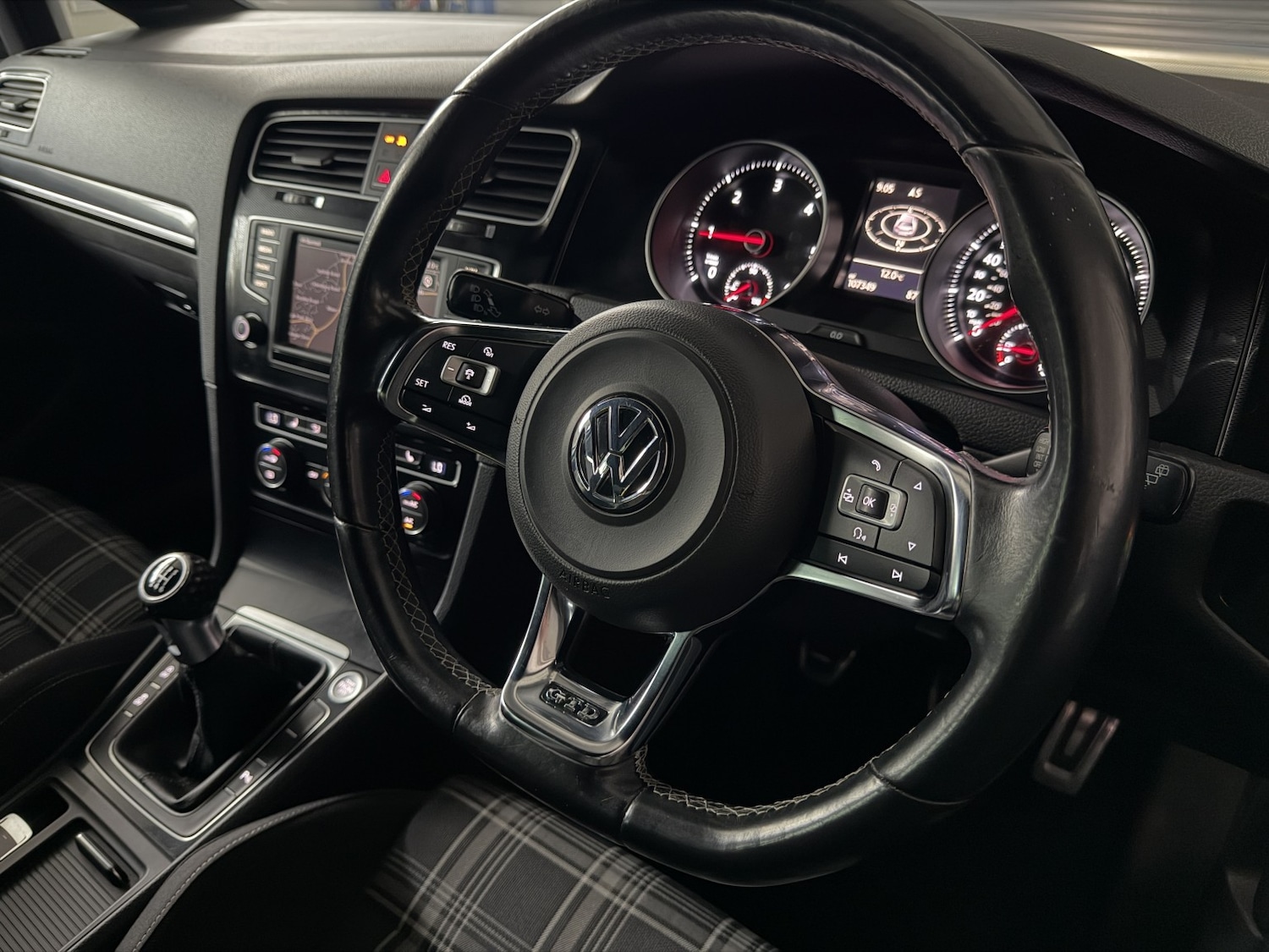 Used Volkswagen Golf 2016 for sale - 77766461: Photo 24