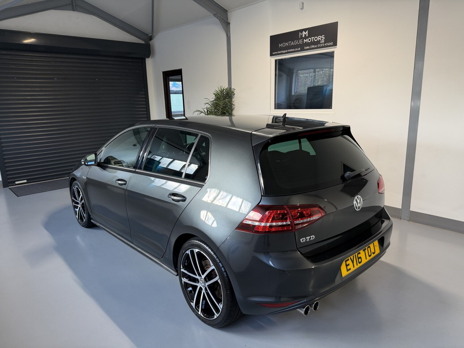 Used Volkswagen Golf 2016 for sale - 77766461: Photo 3