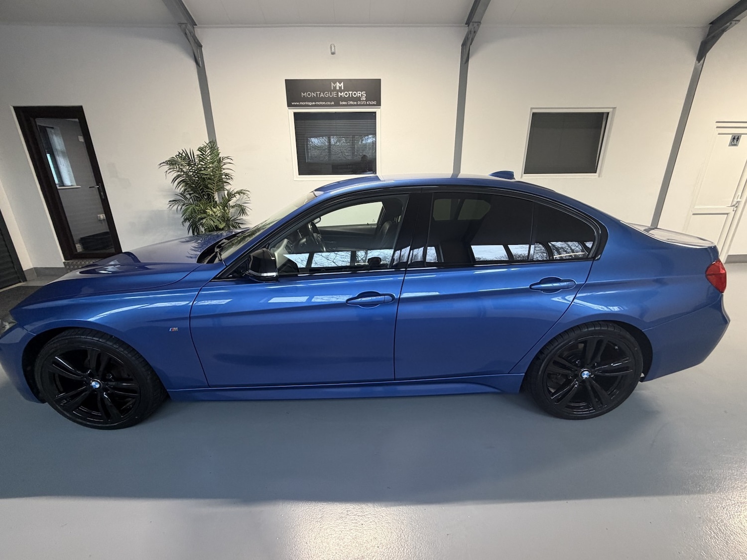 Used BMW 3 Series 2015 for sale - 77636973: Photo 2