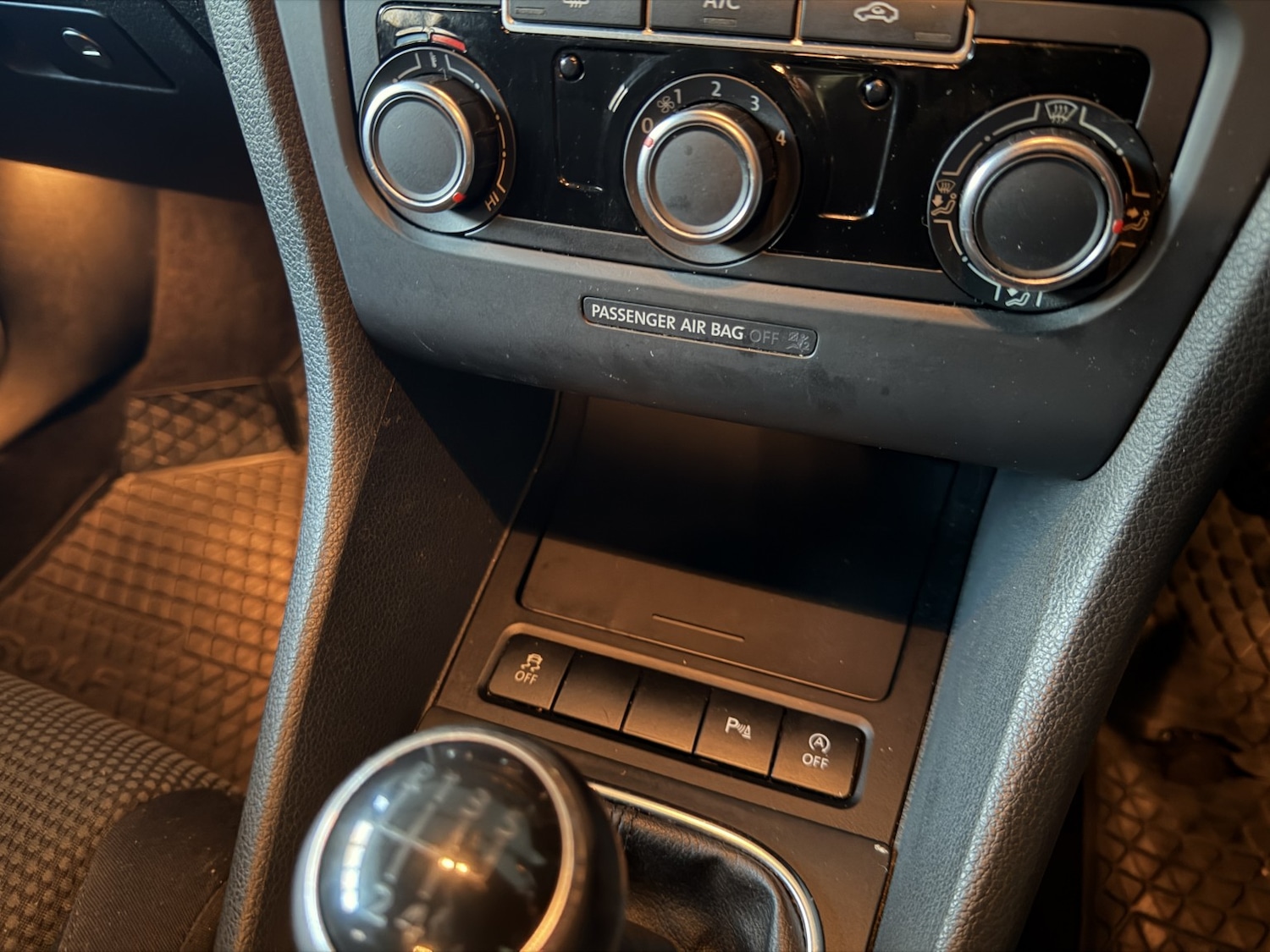 Used Volkswagen Golf 2012 for sale - 76924374: Photo 19