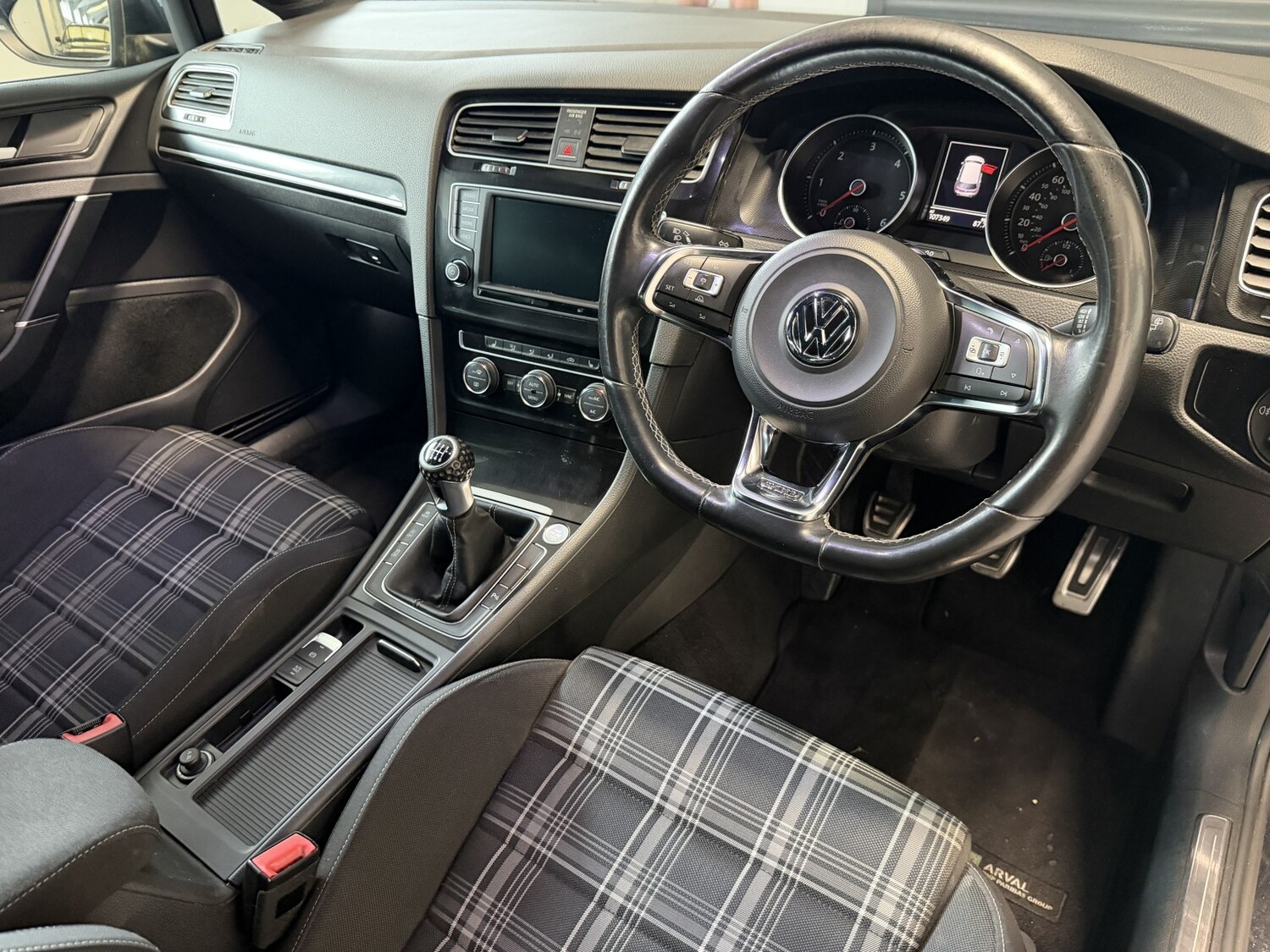 Used Volkswagen Golf 2016 for sale - 77632475: Photo 13