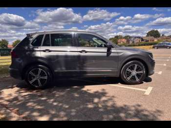 Used Volkswagen Tiguan 2017 for sale - 75093757: Photo