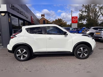 Used Nissan Juke 2019 for sale - 76042904: Photo