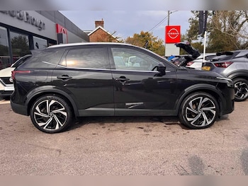 Used Nissan Qashqai 2022 for sale - 76094109: Photo 2