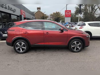 Used Nissan Qashqai 2022 for sale - 76214594: Photo 2