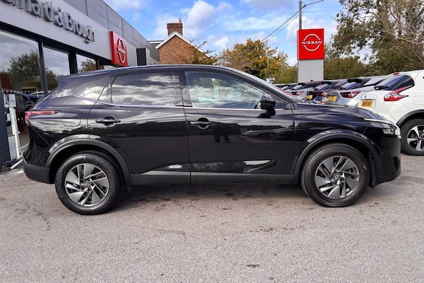 Used Nissan Qashqai 2022 for sale - 76214763: Photo 2