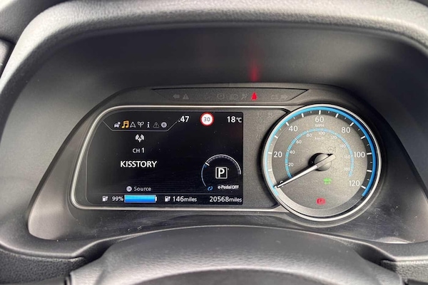 Used Nissan Leaf 2022 for sale - 75532530: Photo 34