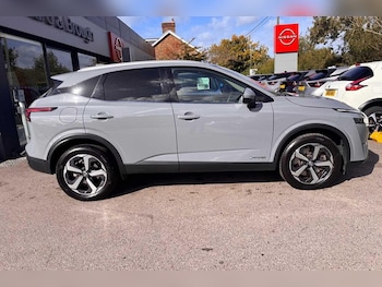 Used Nissan Qashqai 2023 for sale - 76042283: Photo