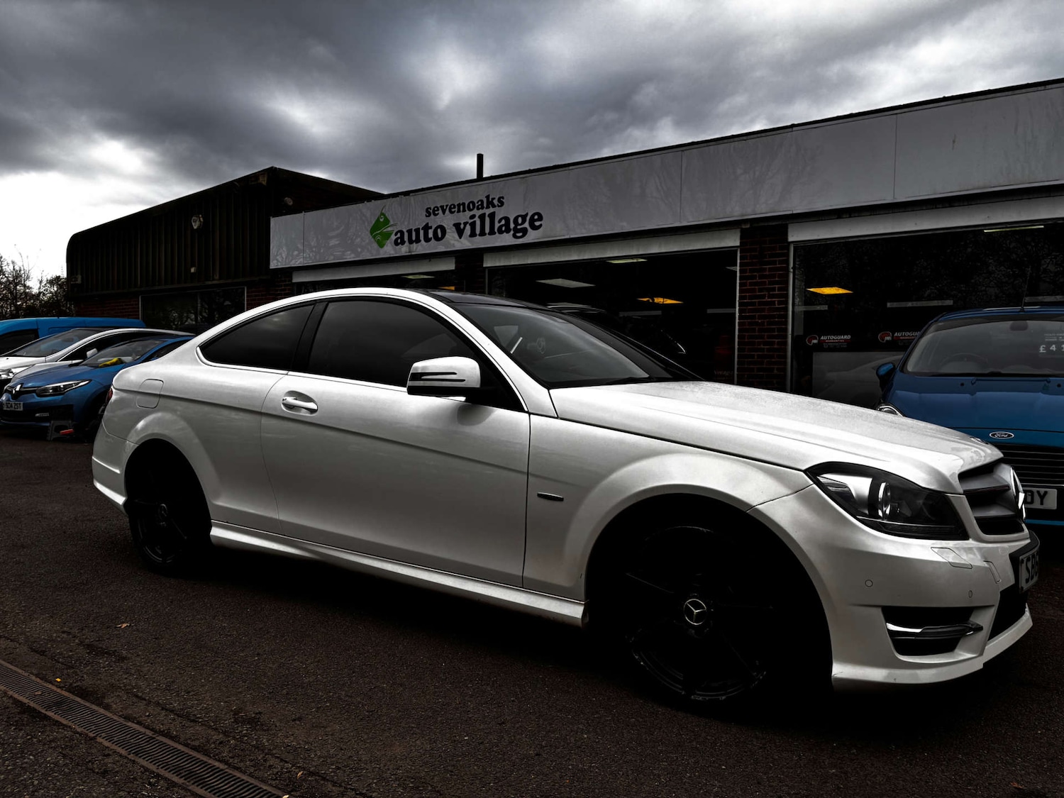 Used Mercedes-Benz C Class 2012 for sale - 78091375: Photo 3