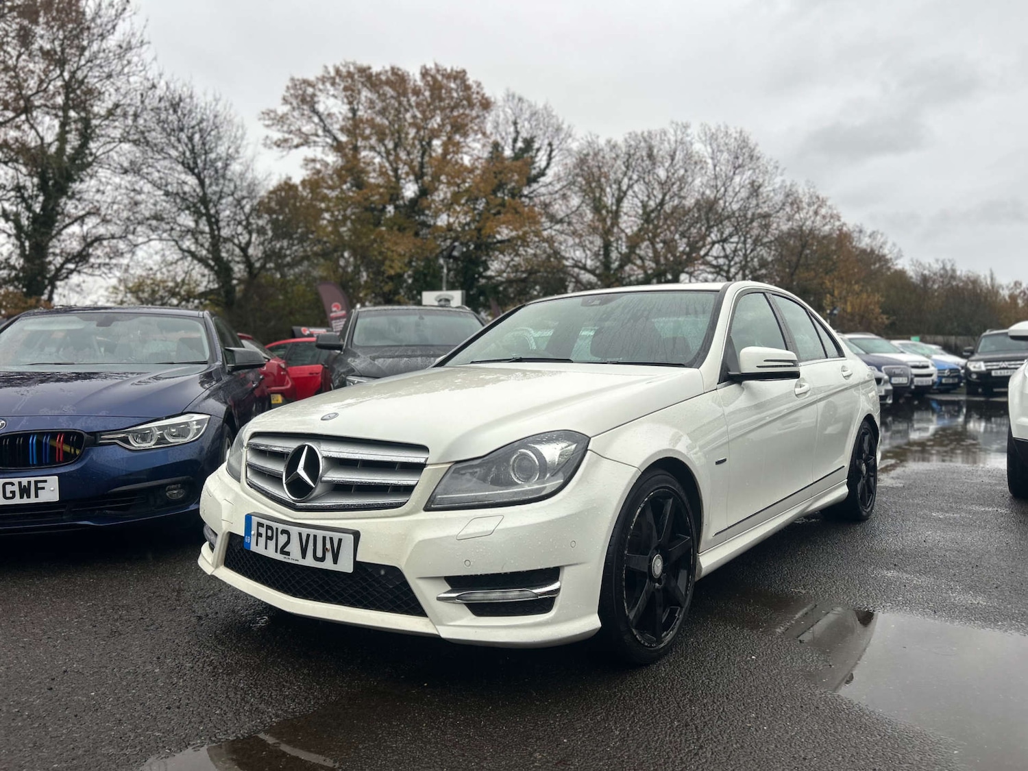 Used Mercedes-Benz C Class 2012 for sale - 76854629: Photo 1