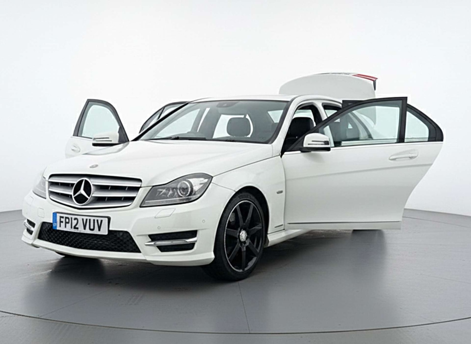 Used Mercedes-Benz C Class 2012 for sale - 76854629: Photo 14