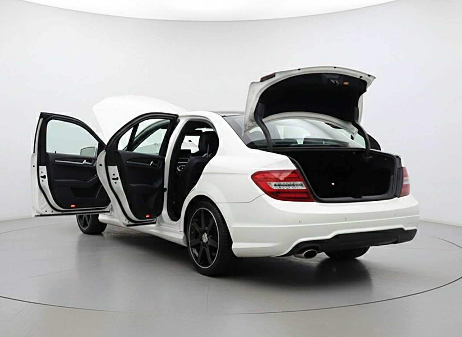 Used Mercedes-Benz C Class 2012 for sale - 76854629: Photo 16