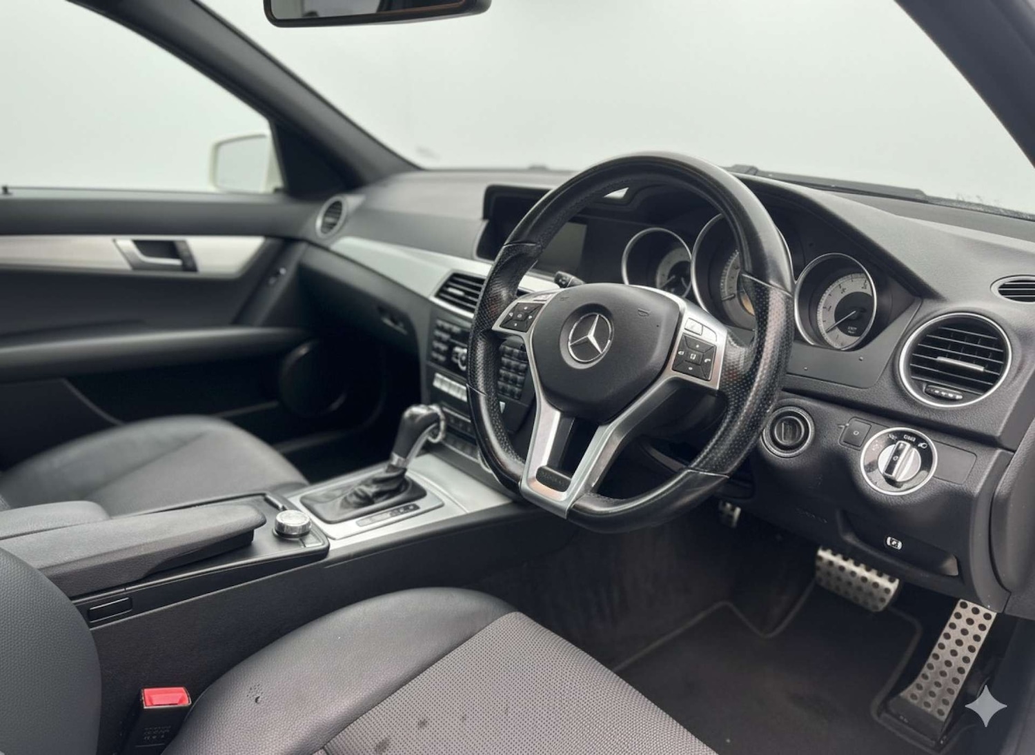 Used Mercedes-Benz C Class 2012 for sale - 76854629: Photo 20