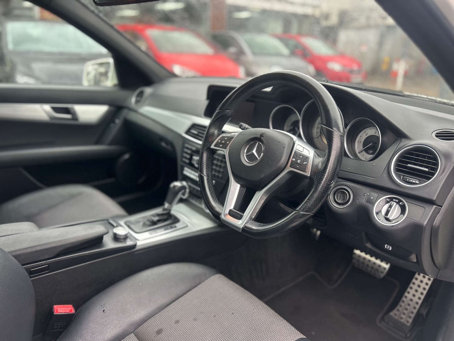 Used Mercedes-Benz C Class 2012 for sale - 76854629: Photo 7