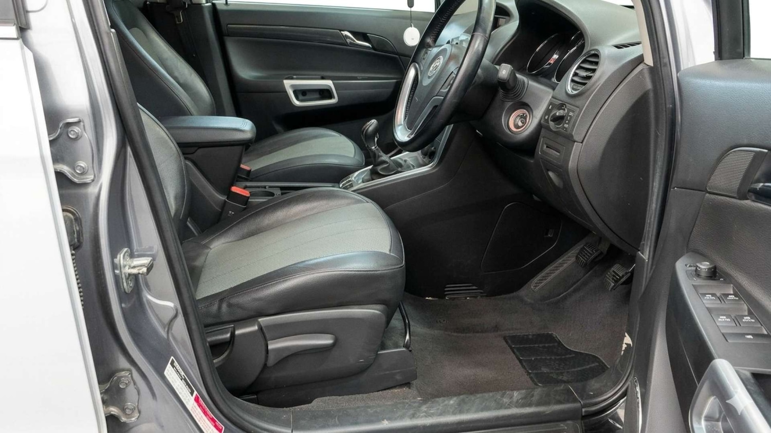 Used Vauxhall Antara 2012 for sale - 77937301: Photo 18