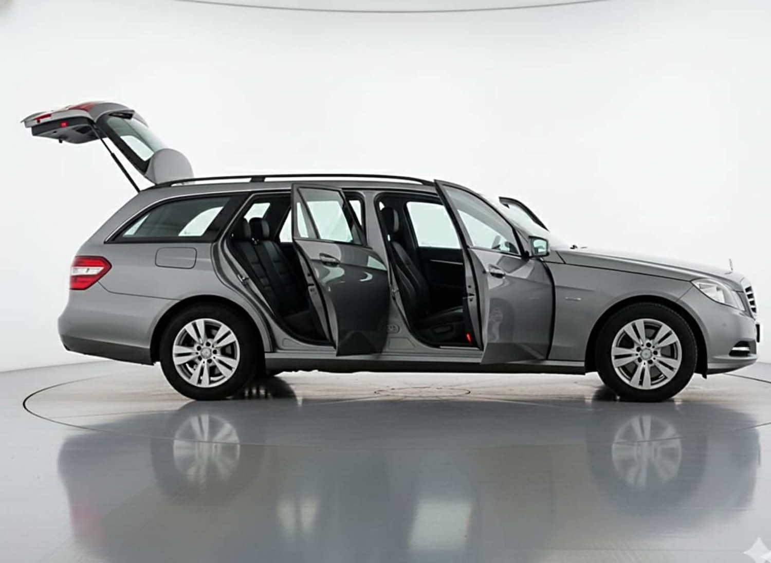 Used Mercedes-Benz E Class 2012 for sale - 77094962: Photo 10