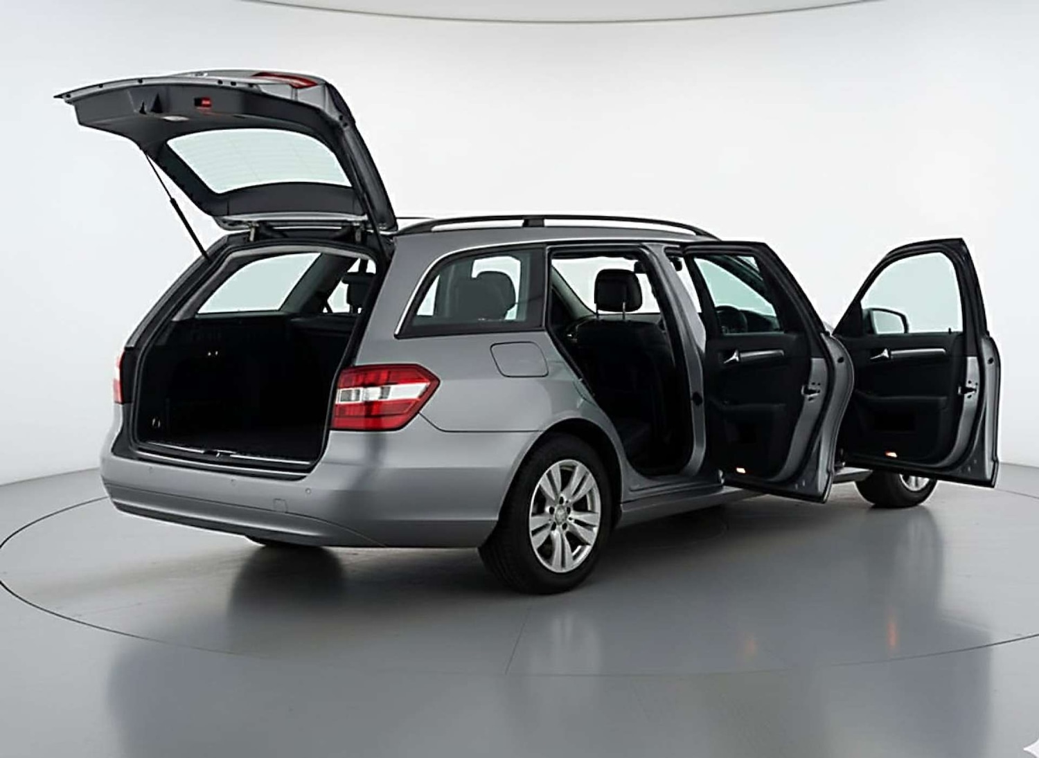 Used Mercedes-Benz E Class 2012 for sale - 77094962: Photo 15