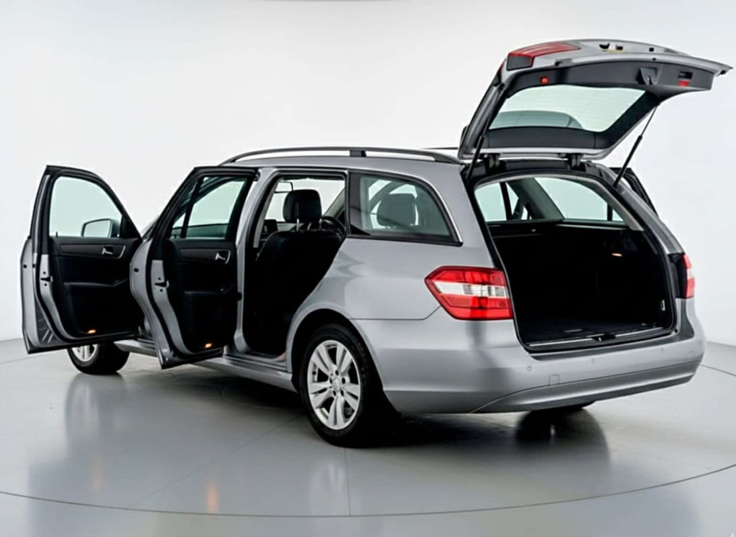 Used Mercedes-Benz E Class 2012 for sale - 77094962: Photo 16