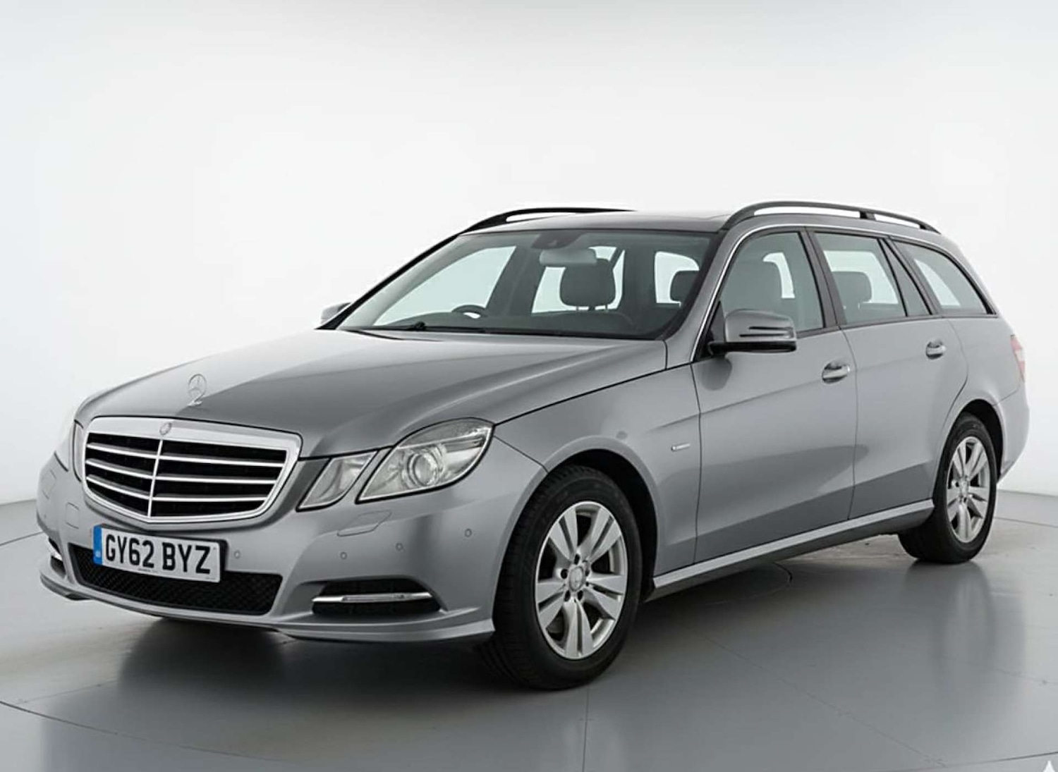 Used Mercedes-Benz E Class 2012 for sale - 77094962: Photo 3
