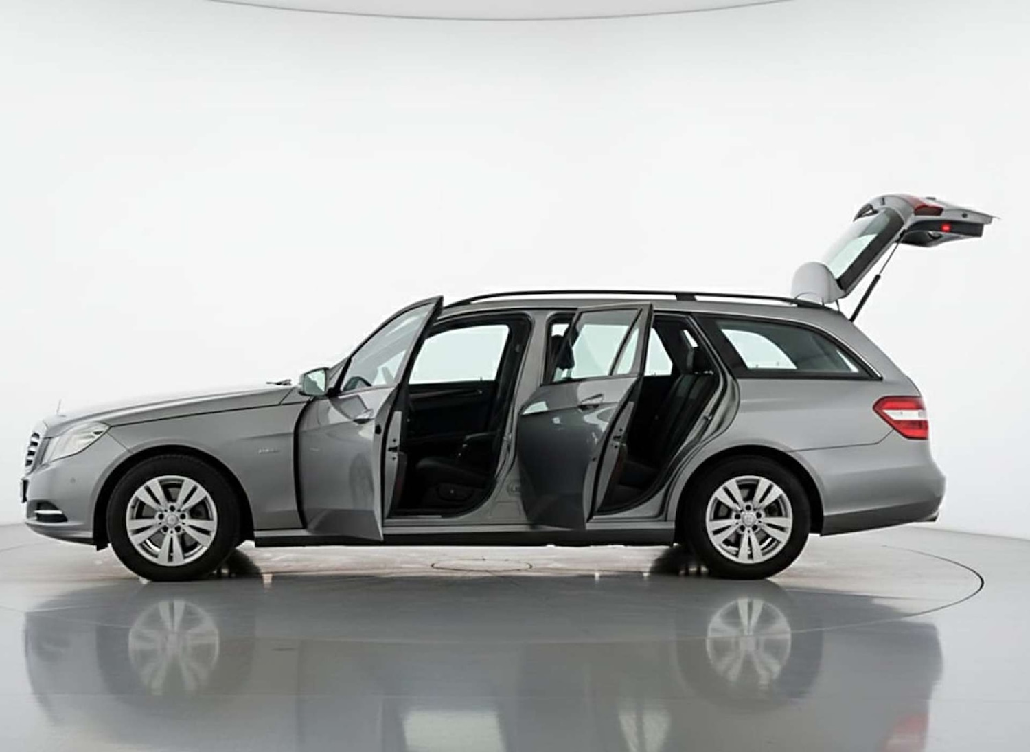 Used Mercedes-Benz E Class 2012 for sale - 77094962: Photo 5