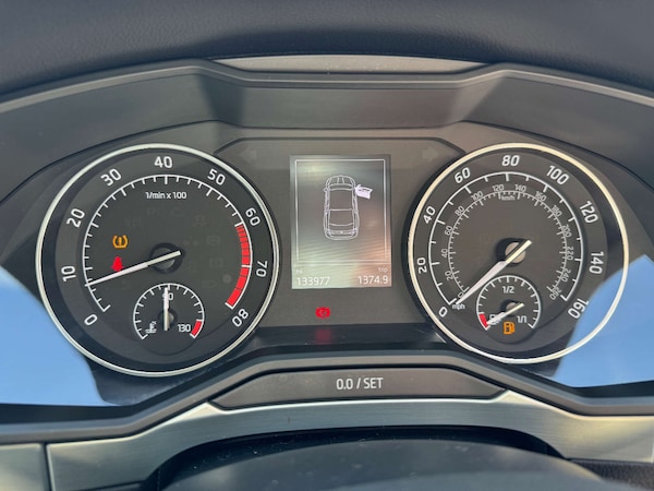 Used Skoda Superb 2019 for sale - 73970838: Photo 46