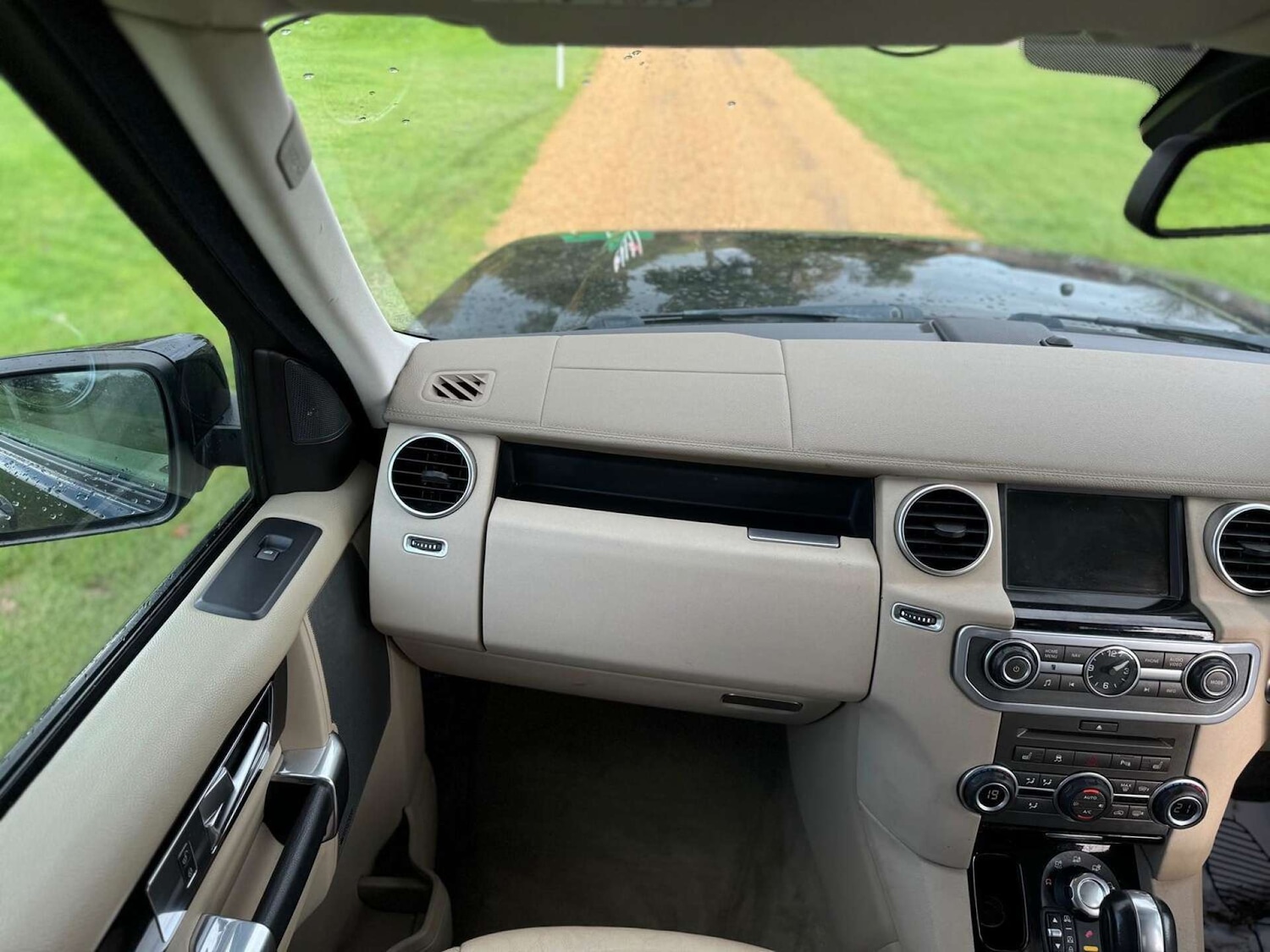 Vehicle 29