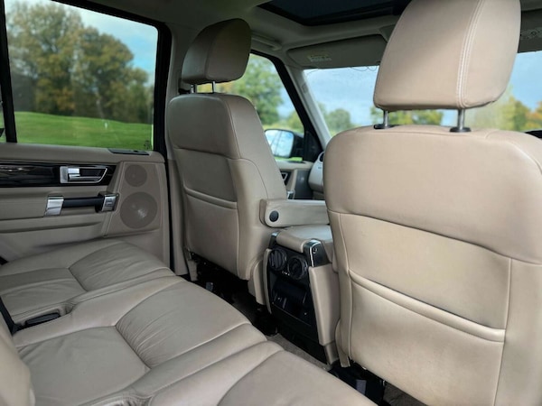 Used Land Rover Discovery 2010 for sale - 73841039: Photo 30