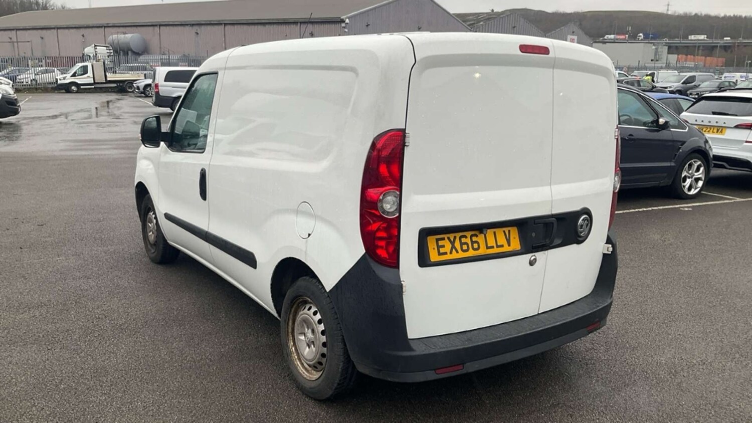 Used Vauxhall Combo 2016 for sale - 77368172: Photo 3