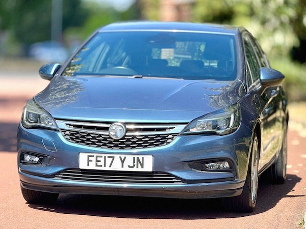 Used Vauxhall Astra 2017 for sale - 74749240: Photo 9