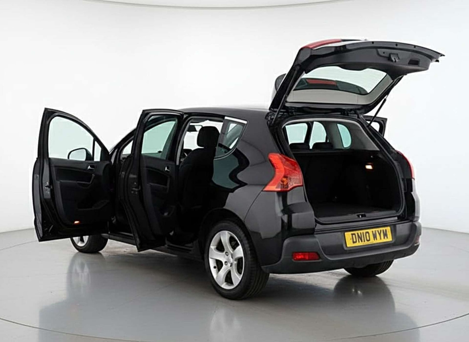 Used Peugeot 3008 2010 for sale - 77262800: Photo 12