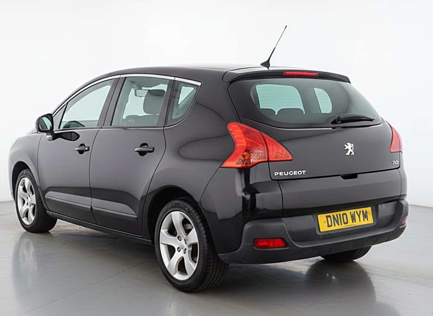 Used Peugeot 3008 2010 for sale - 77262800: Photo 4