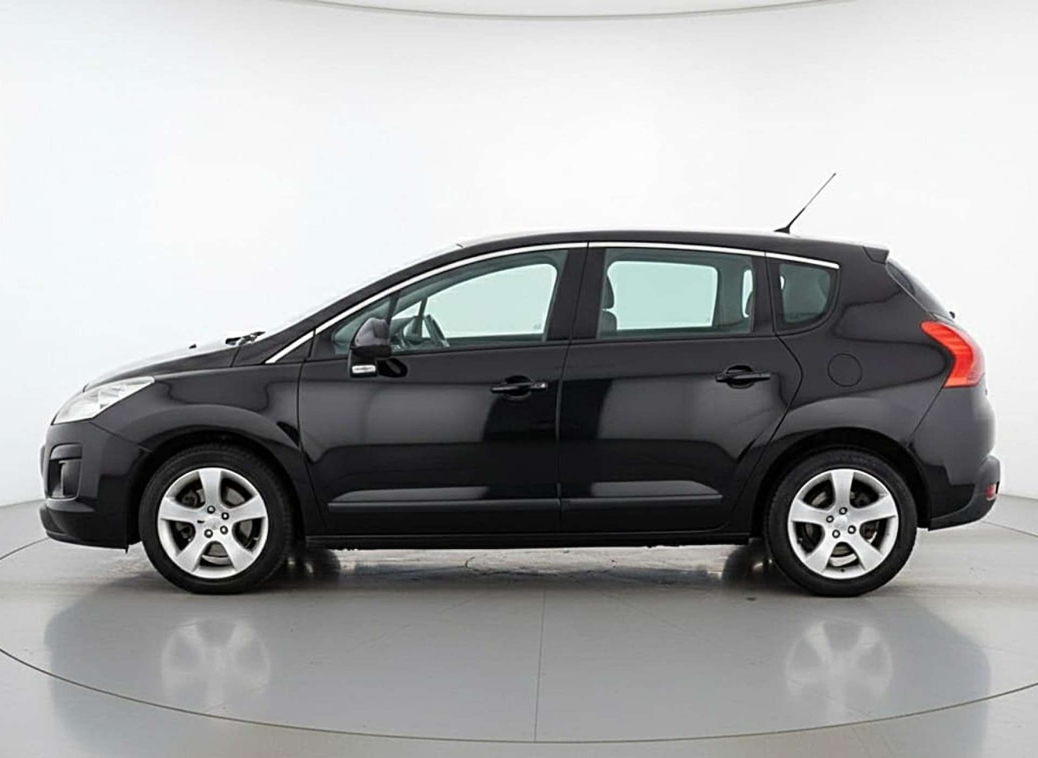Used Peugeot 3008 2010 for sale - 77262800: Photo 6