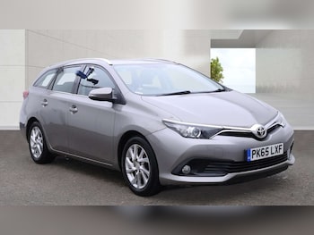Used Toyota Auris 2015 for sale - 79203667: Photo