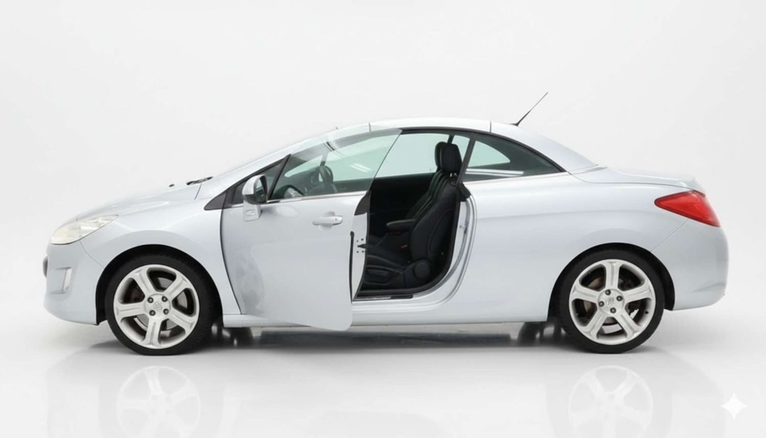 Used Peugeot 308 2010 for sale - 76548059: Photo 10