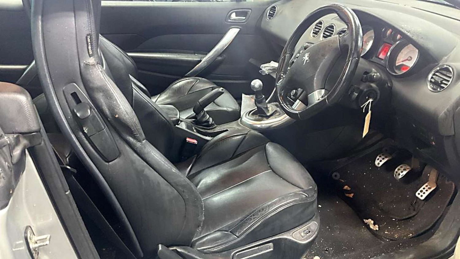 Used Peugeot 308 2010 for sale - 76548059: Photo 12