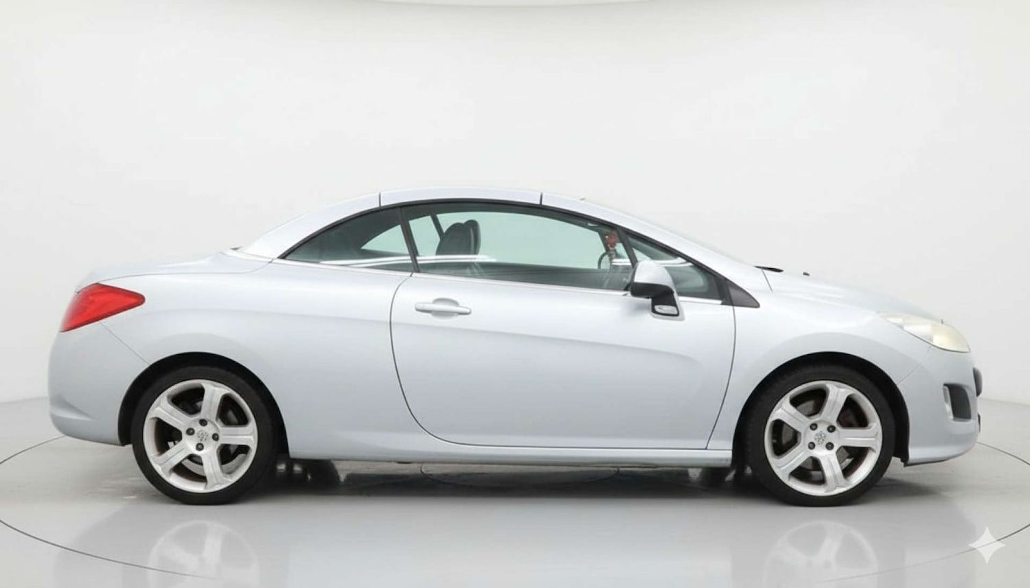 Used Peugeot 308 2010 for sale - 76548059: Photo 4