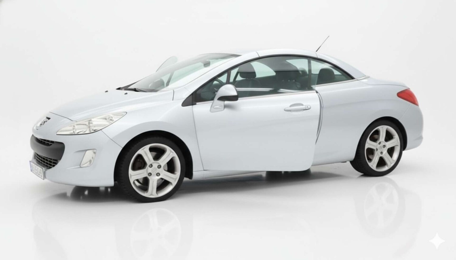 Used Peugeot 308 2010 for sale - 76548059: Photo 8