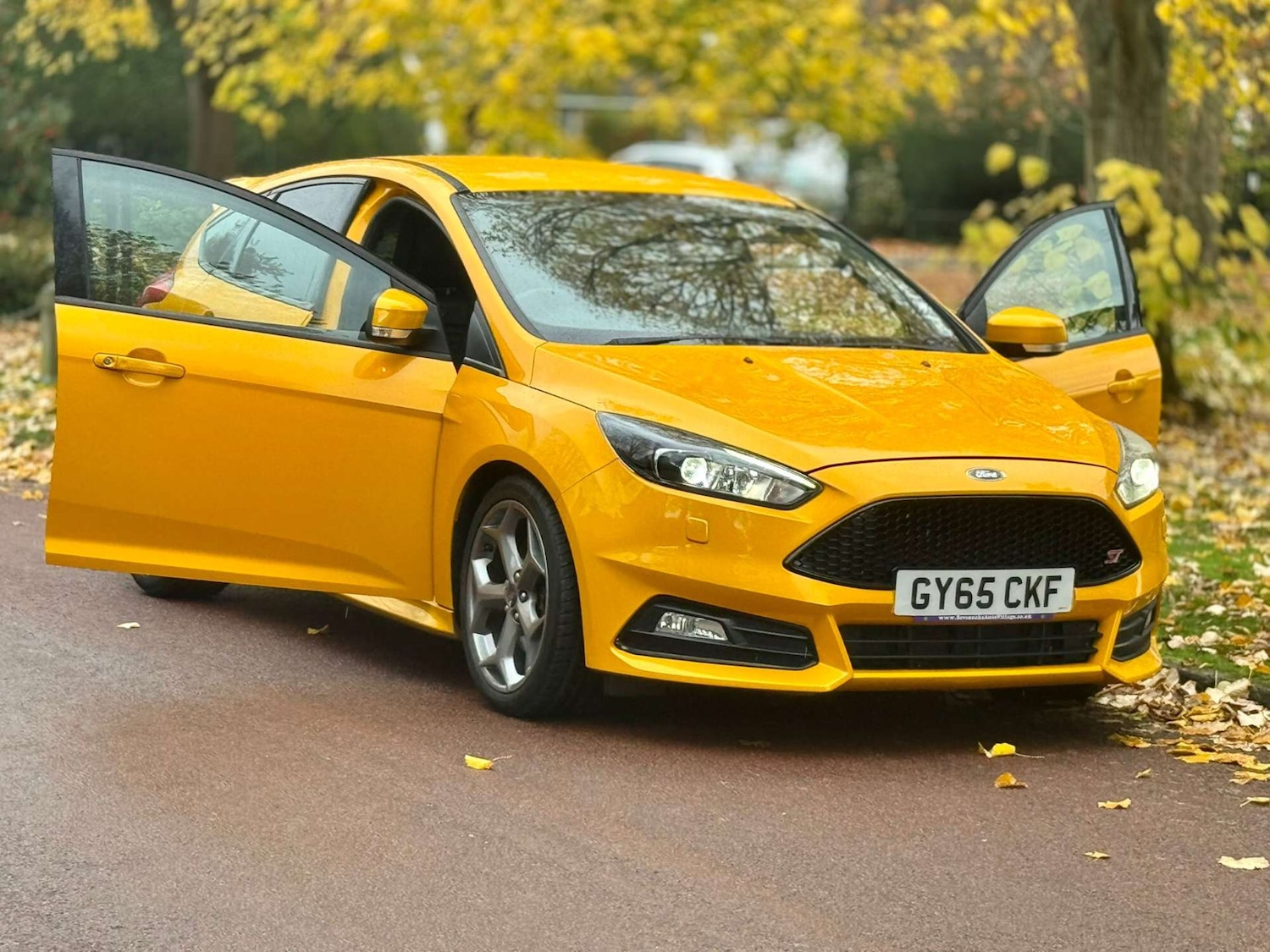 Used Ford Focus 2015 for sale - 76481411: Photo 2