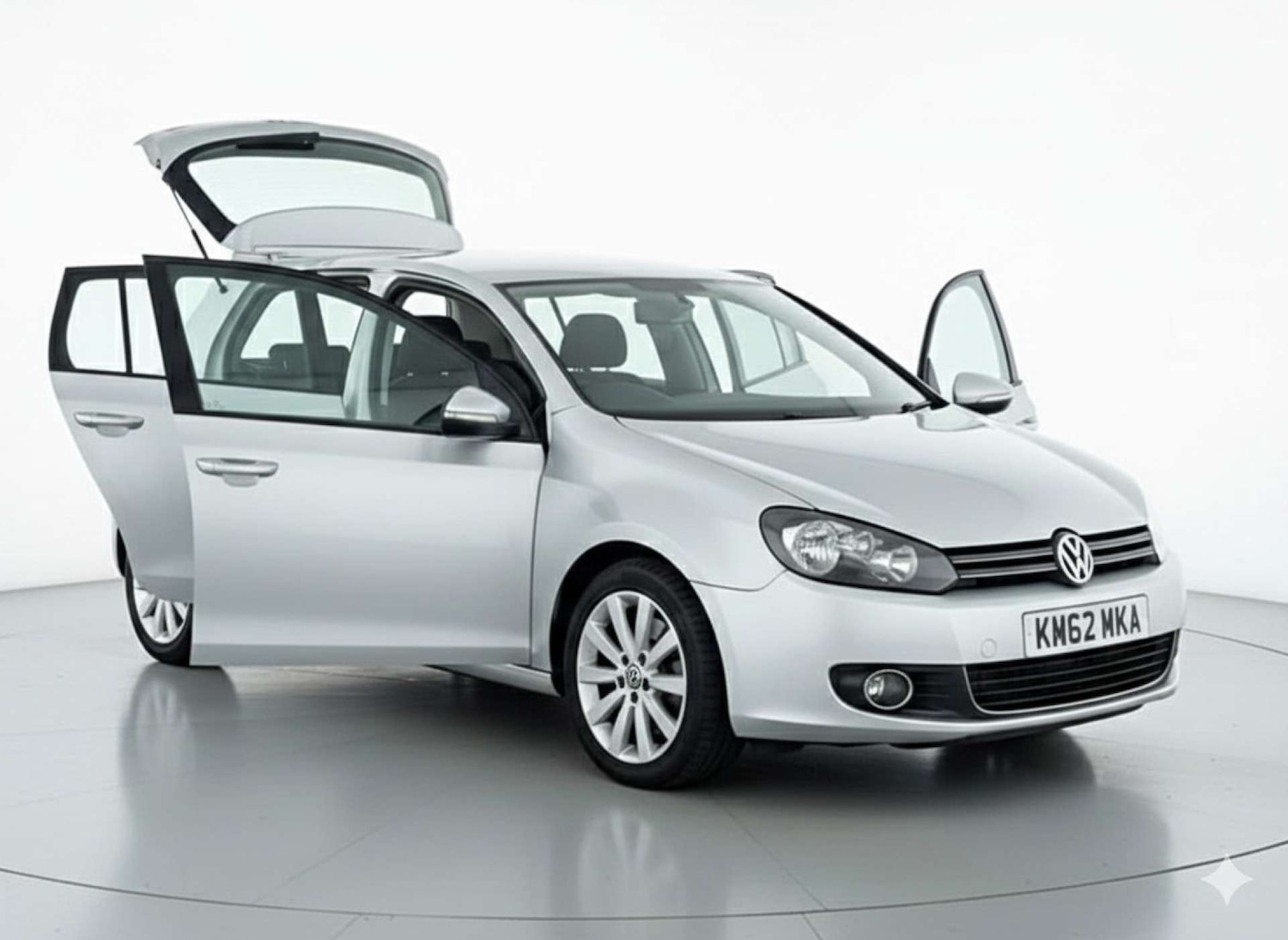Used Volkswagen Golf 2012 for sale - 77647608: Photo 1