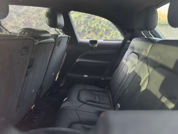 Used Audi Q7 2014 for sale - 76278263: Photo 39