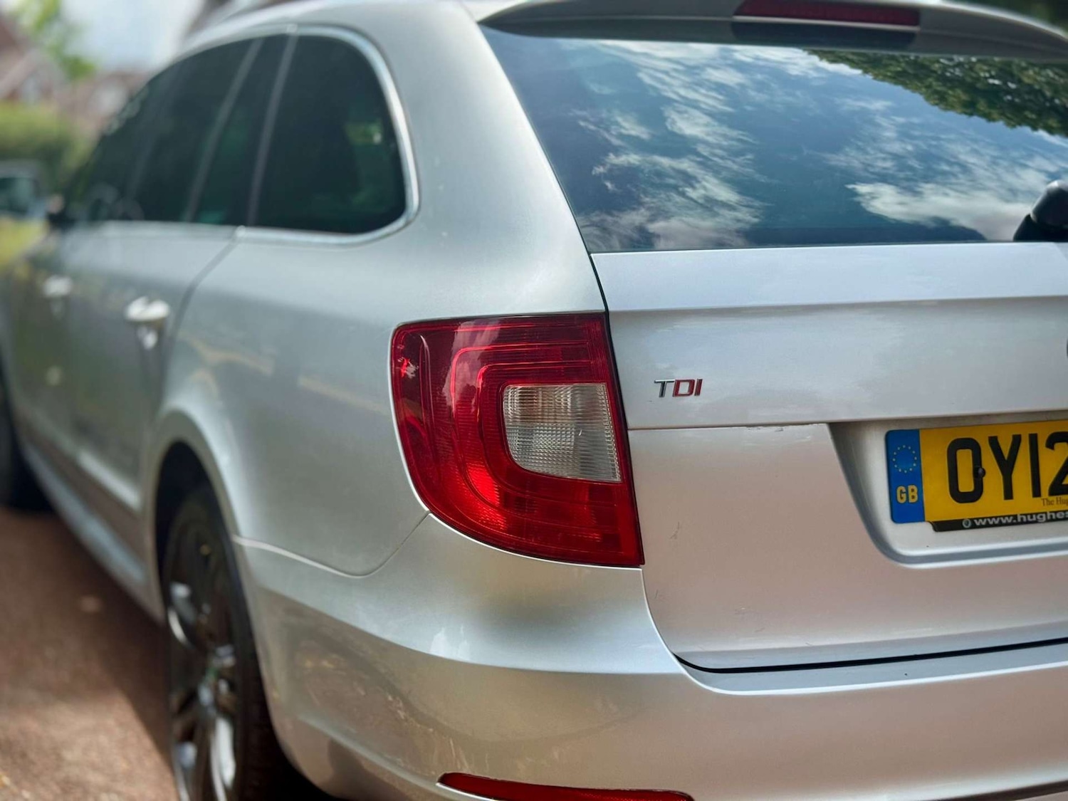 Used Skoda Superb 2012 for sale - 76601451: Photo 2