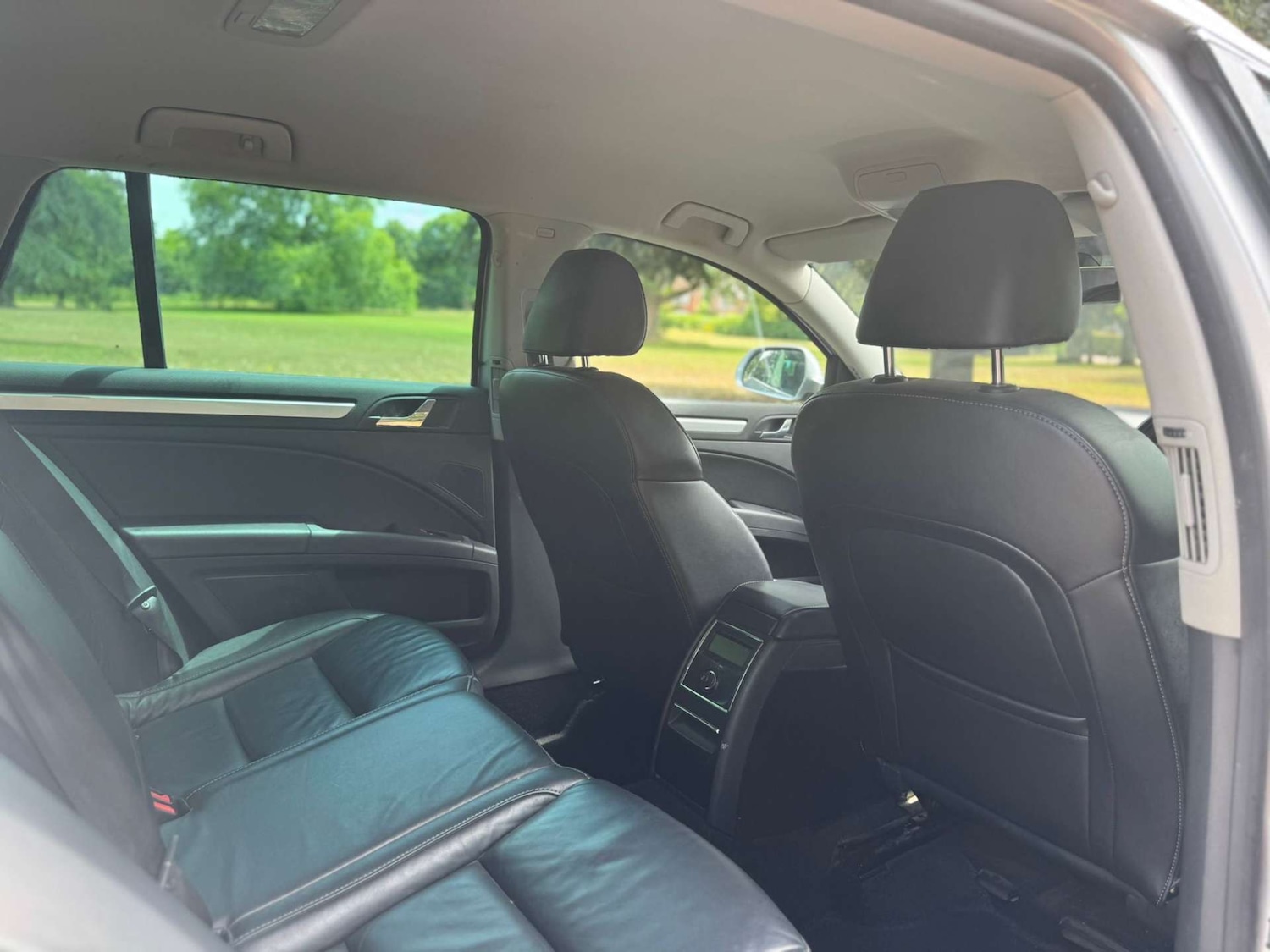 Used Skoda Superb 2012 for sale - 76601451: Photo 24