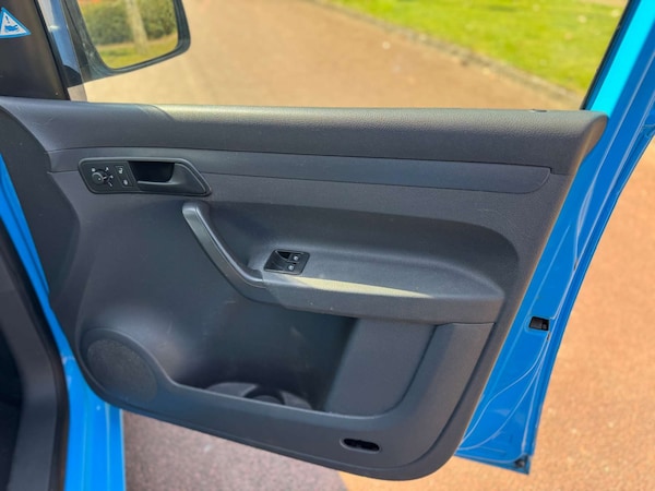 Used Volkswagen Caddy 2015 for sale - 76278264: Photo 49